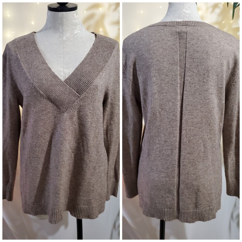 Anthropologie V Neck Tan Ribbed Hi Low Slit Knit Sweater Womens Size S Neutral - Picture 1 of 11